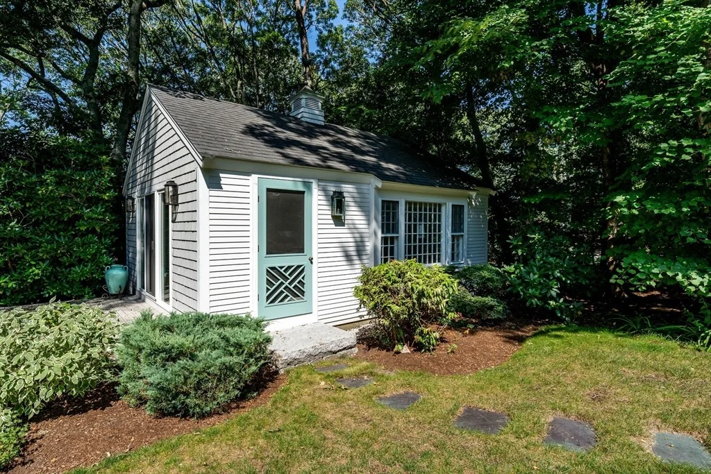 Photo of 15 Long Pond Cir