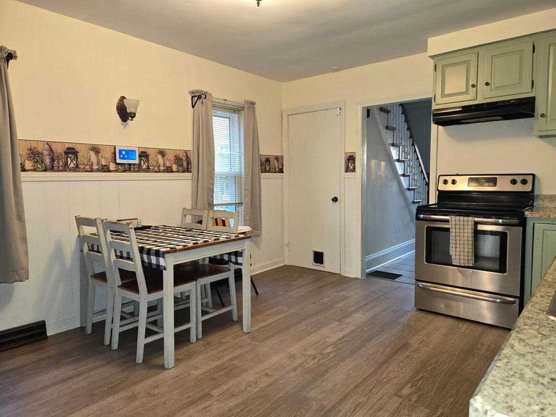 Photo of 21 Smith Ave