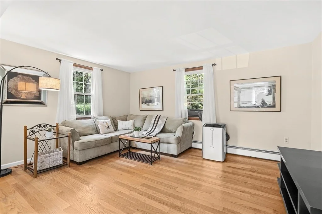 Photo of 84 Derby St