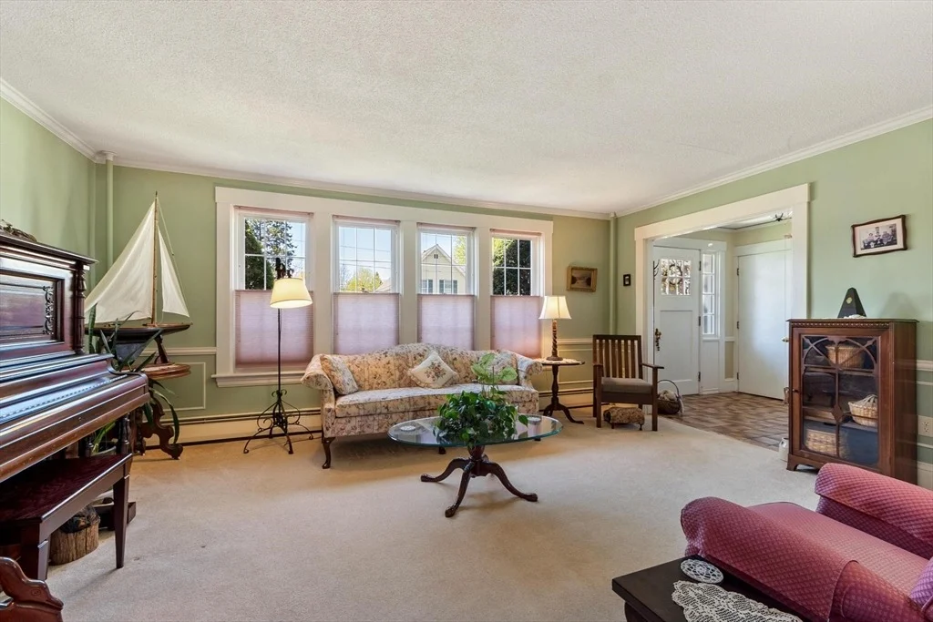 Photo of 248 Elm Street