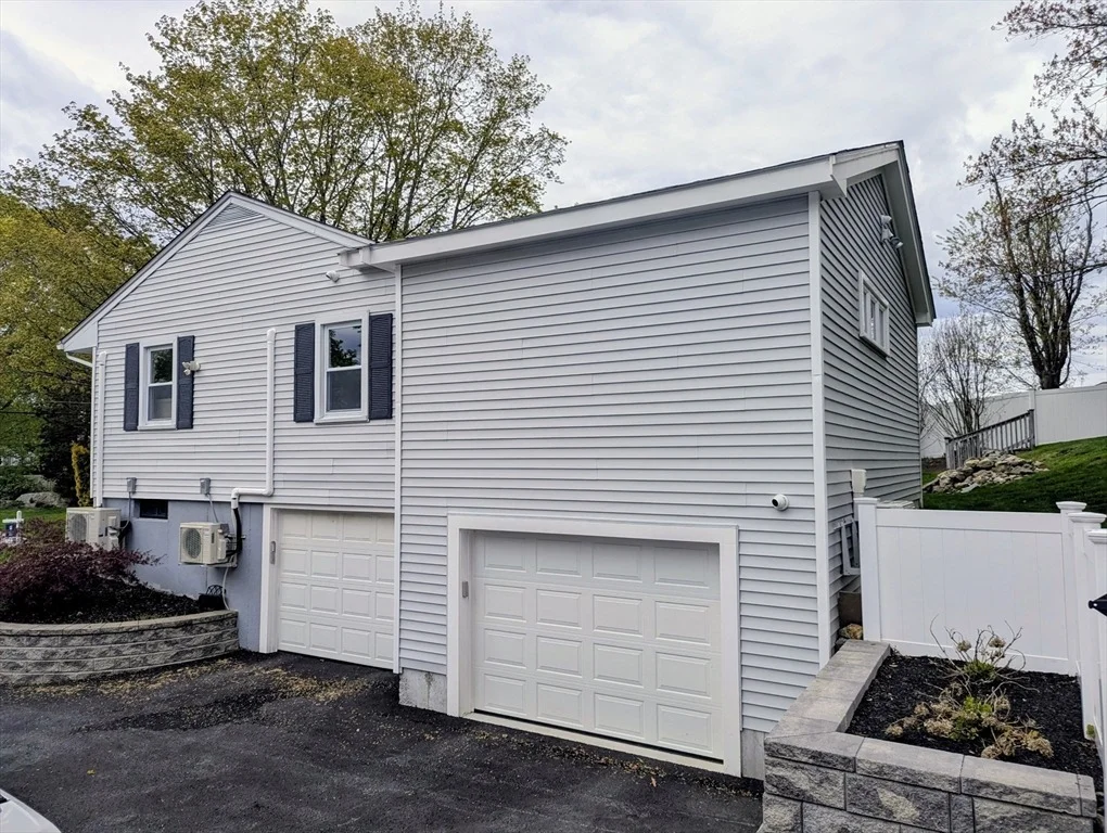 Photo of 38 Irving Dr