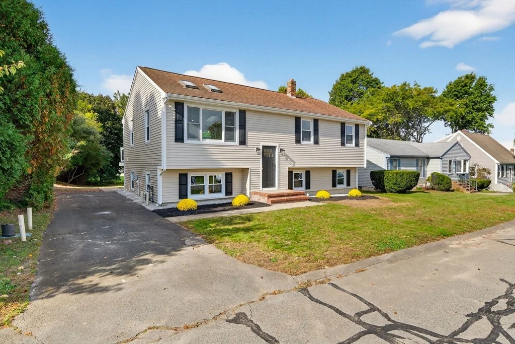 Photo of 48 Valley View Dr