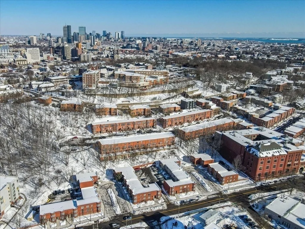 Photo of Unit B at 7 Eugene Circle