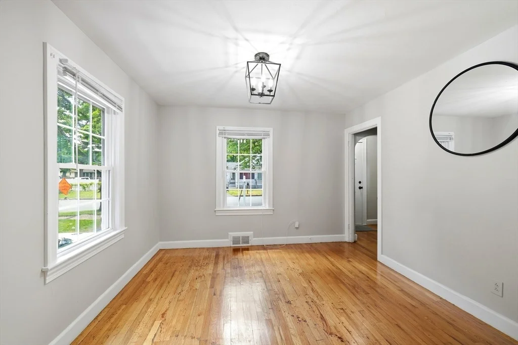 Photo of 15 Lucerne Road