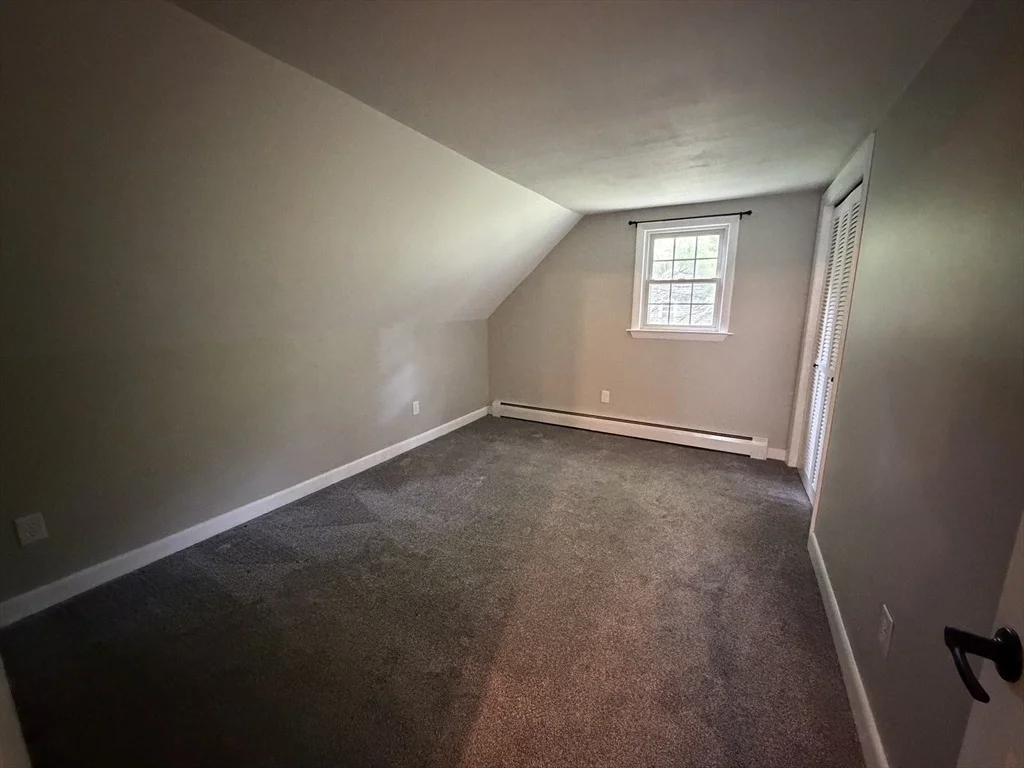 Photo of 7 Wayne Dr