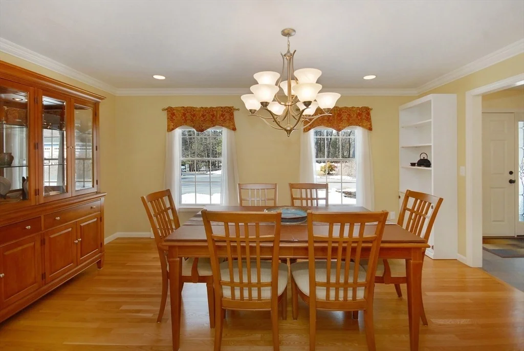Photo of 7 Carriage Ln