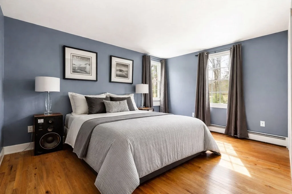 Photo of 12 Inverness Cir