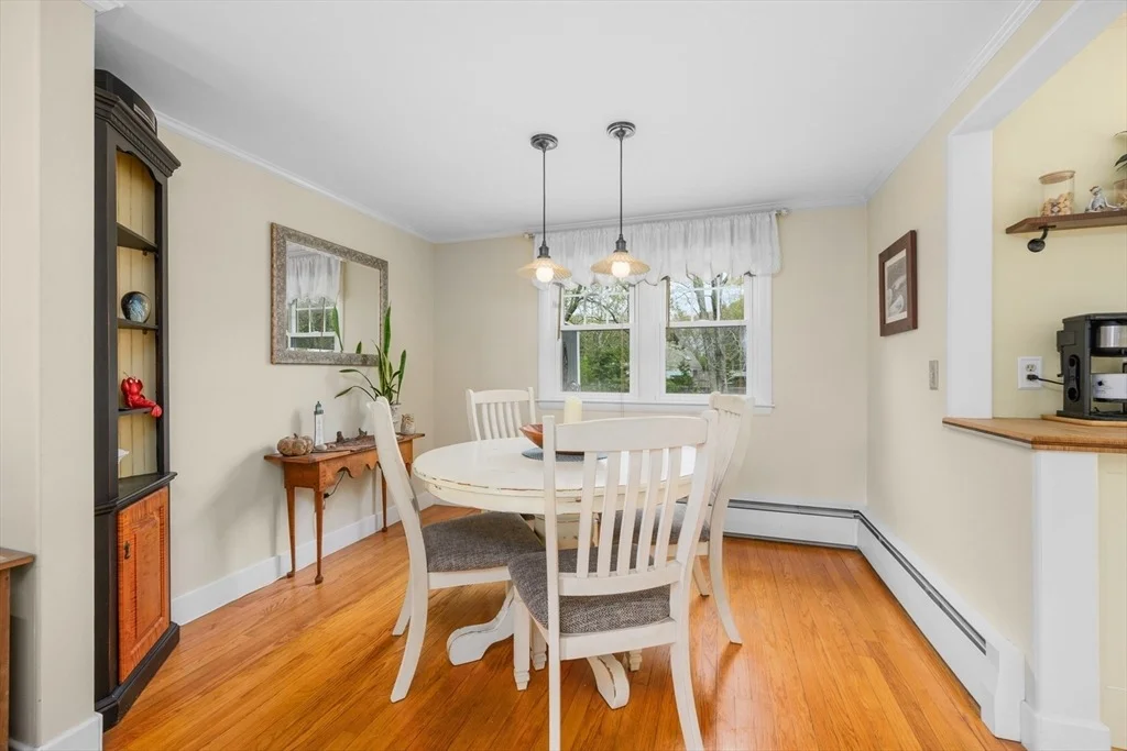 Photo of 24 Acorn Dr