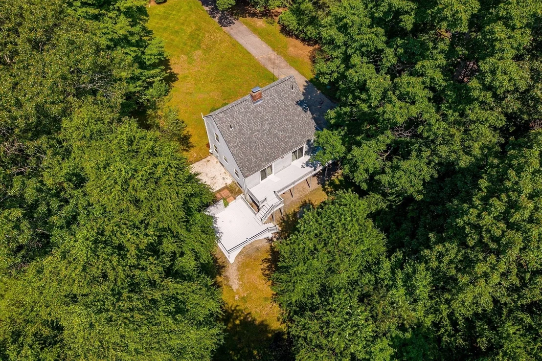 Photo of 37 Breakneck Rd