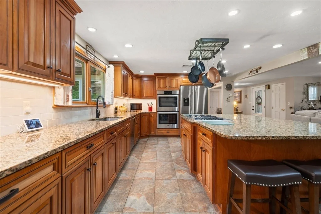 Photo of 16 Burbank Lane