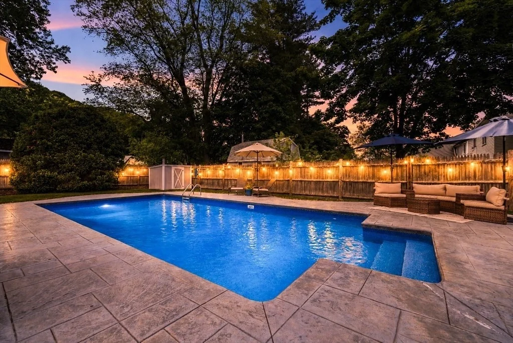 Photo of 14 Hardwick Rd