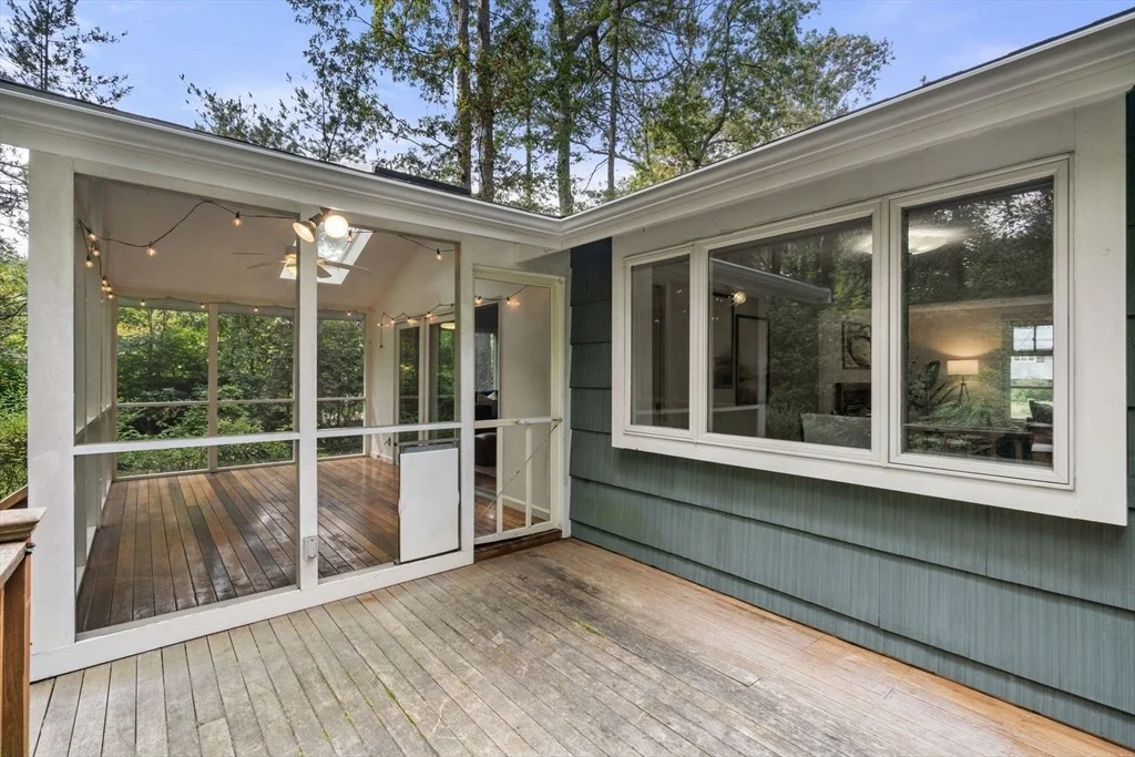 Photo of 97 Barton Dr
