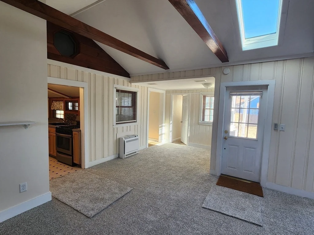 Photo of 20 Dundee Dr.