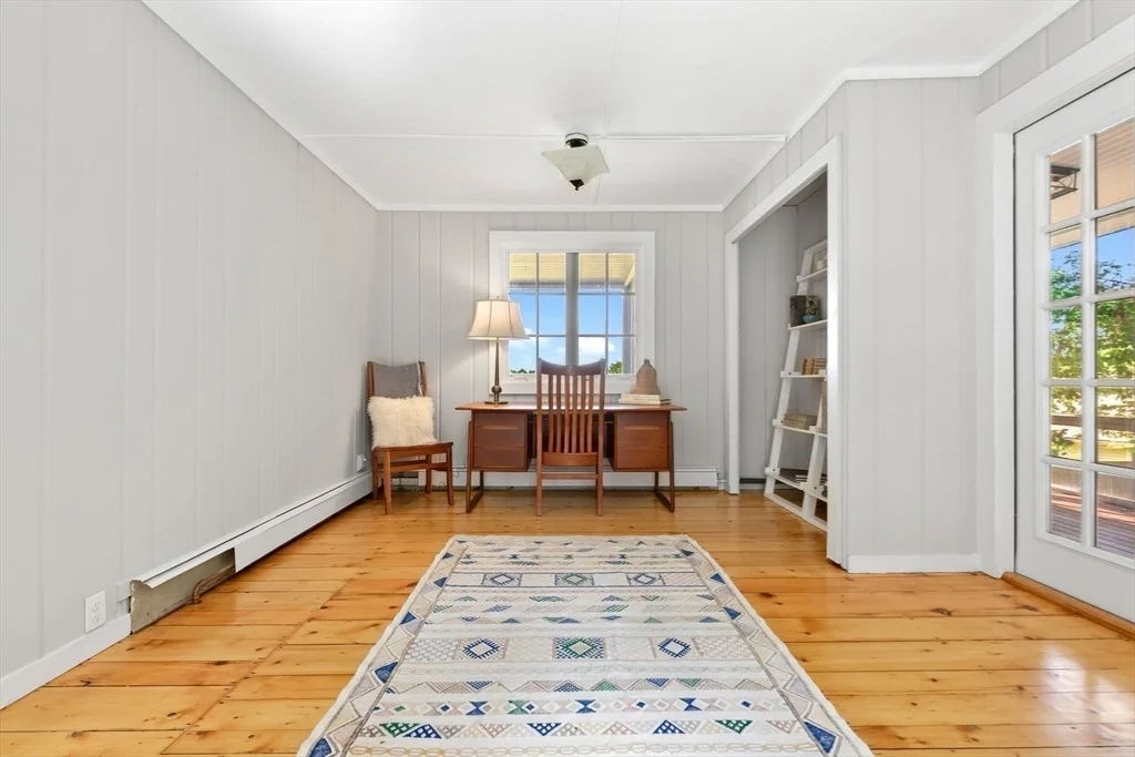 Photo of 6 Pew Ave