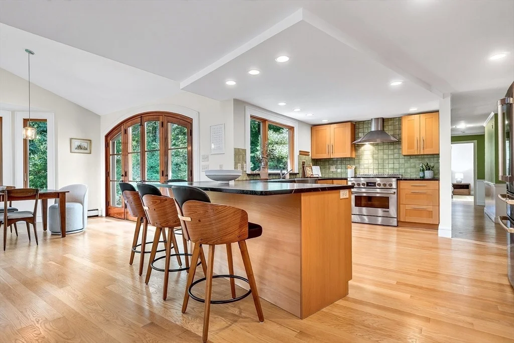 Photo of 41 Taylor Rd