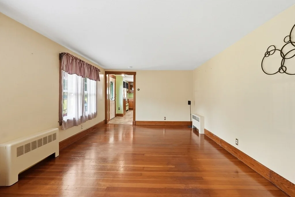 Photo of 43 Birches Rd