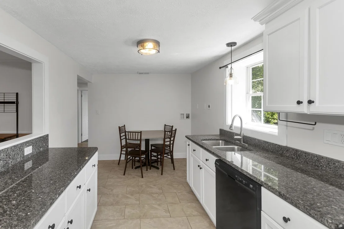 Photo of 17 Congamond Rd