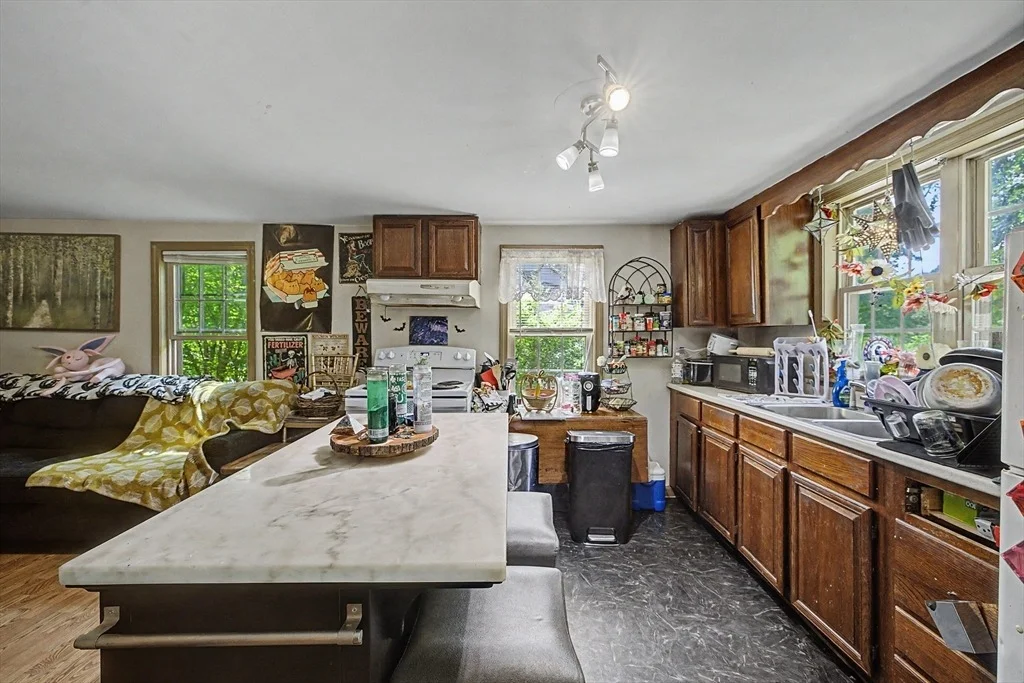 Photo of 166 Summer St