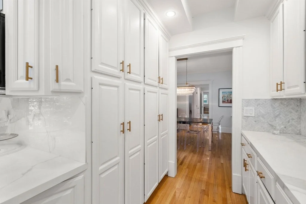 Photo of 110 Avalon Rd