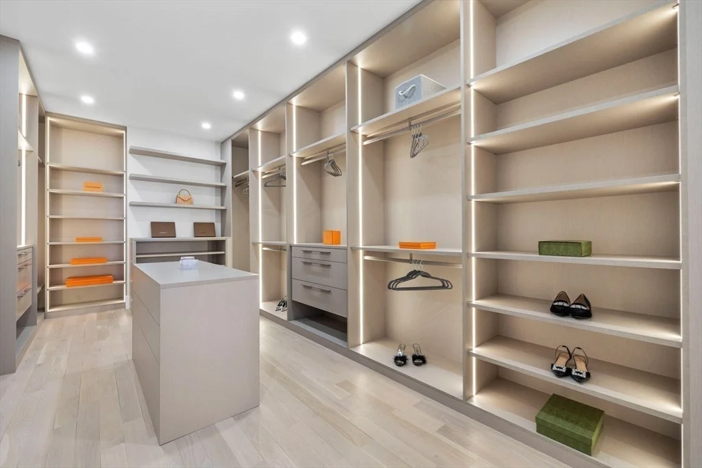 Photo of 28 Petrini Circle