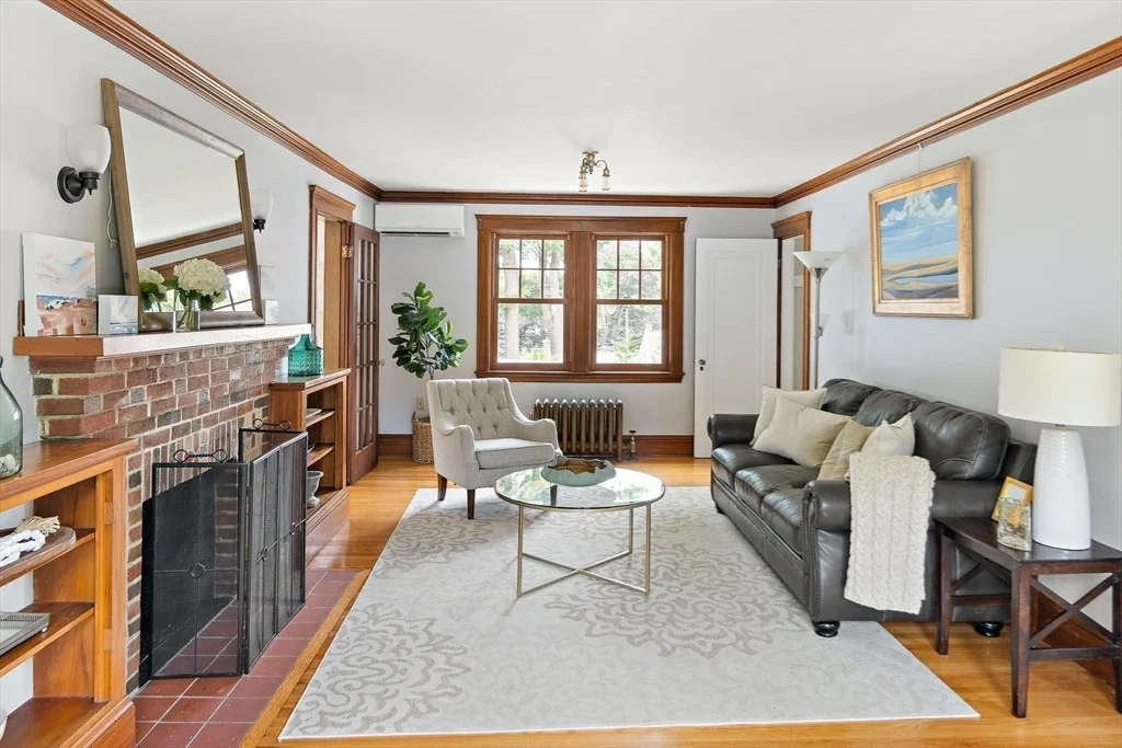 Photo of 162 Forest St
