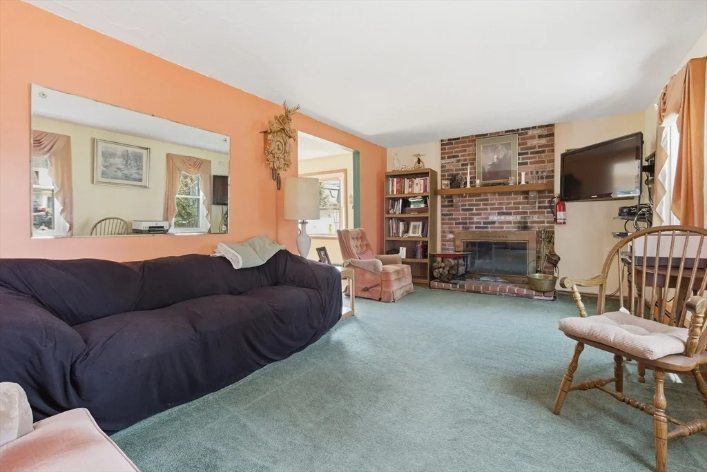 Photo of 19 Mockingbird Ln