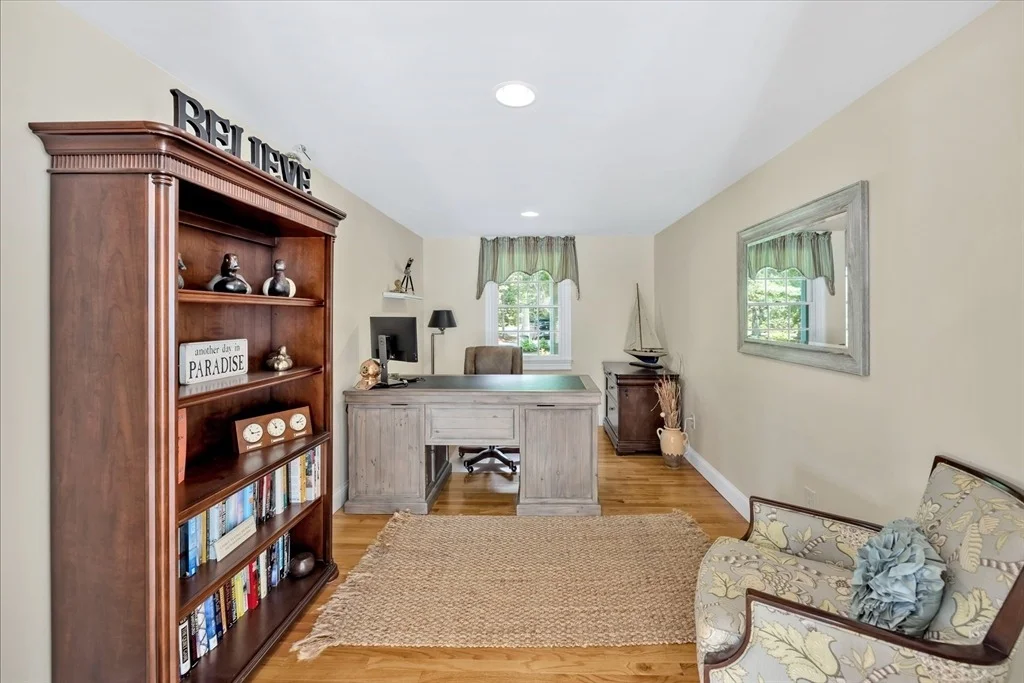 Photo of 72 Highwood Way