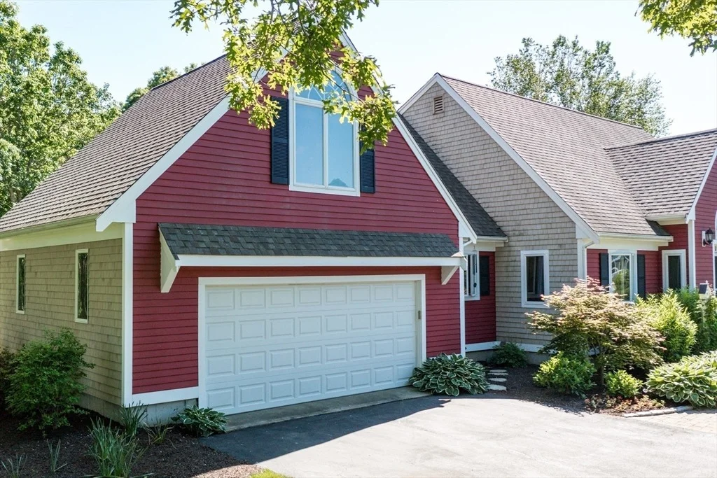 Photo of 11 Polaris Dr