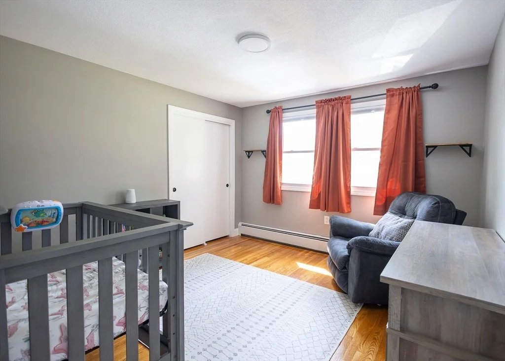 Photo of 32 Alvirne Dr