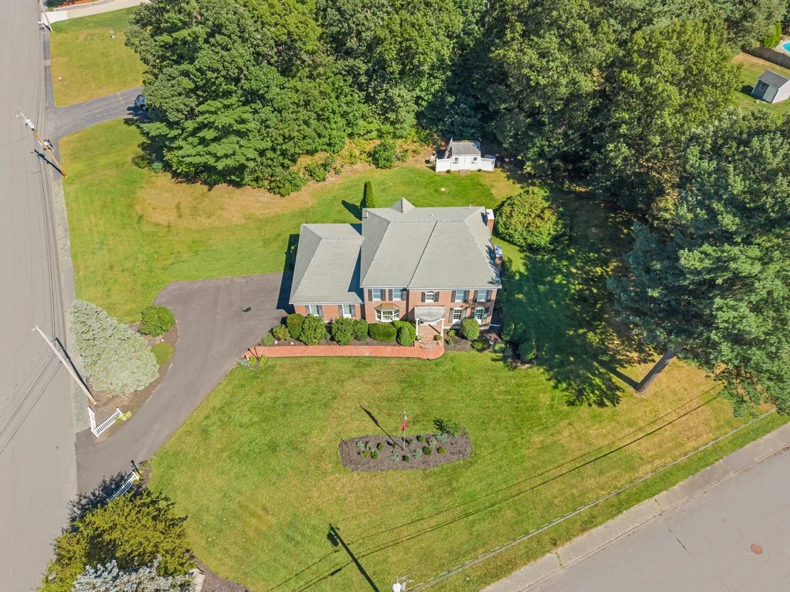 Photo of 101 Diniz Drive