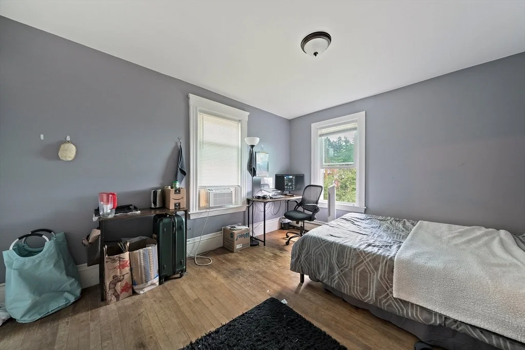 Photo of 10 Trowbridge Rd