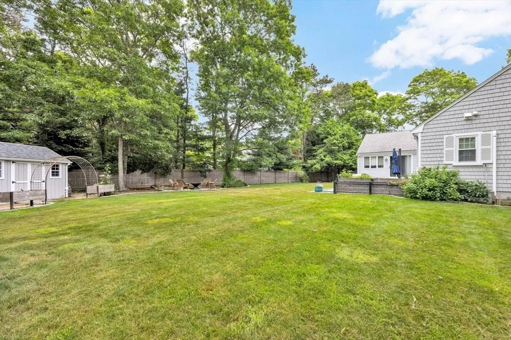 Photo of 16 Pine View Dr