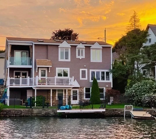 Photo of 135 Lake Ave