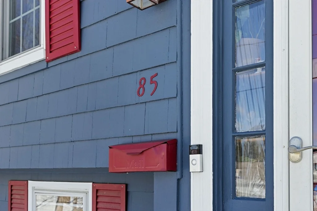 Photo of 85 Marion Ave