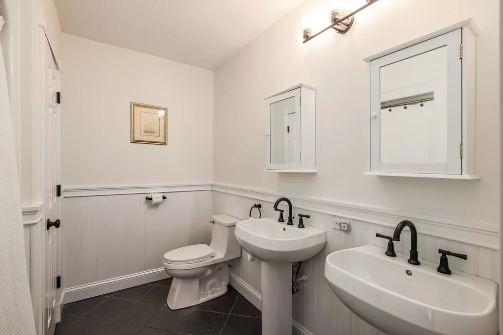 Photo of 10 Strawberry Knoll Dr