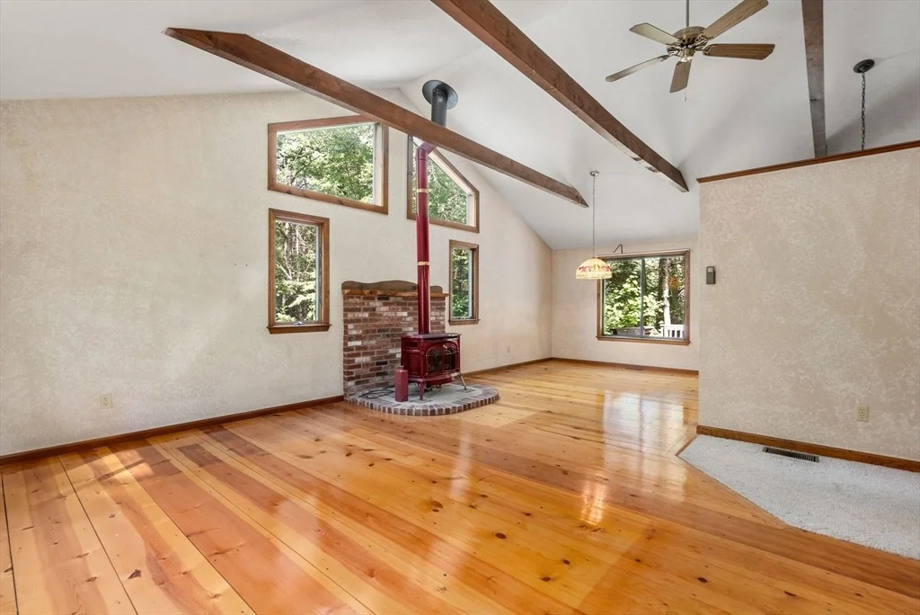 Photo of 6 Jerry Rd