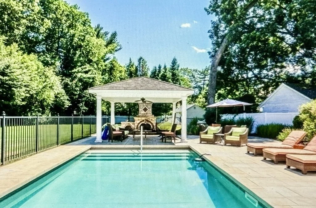 Photo of 97 Forest Glen Rd