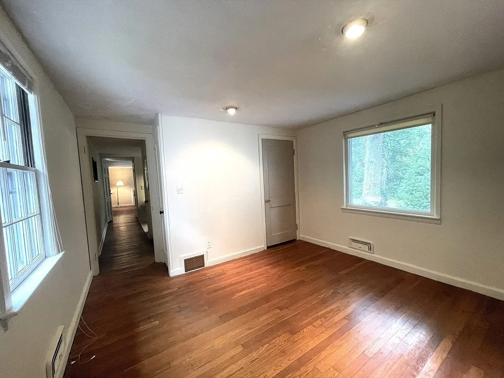 Photo of 10 Rockridge Rd