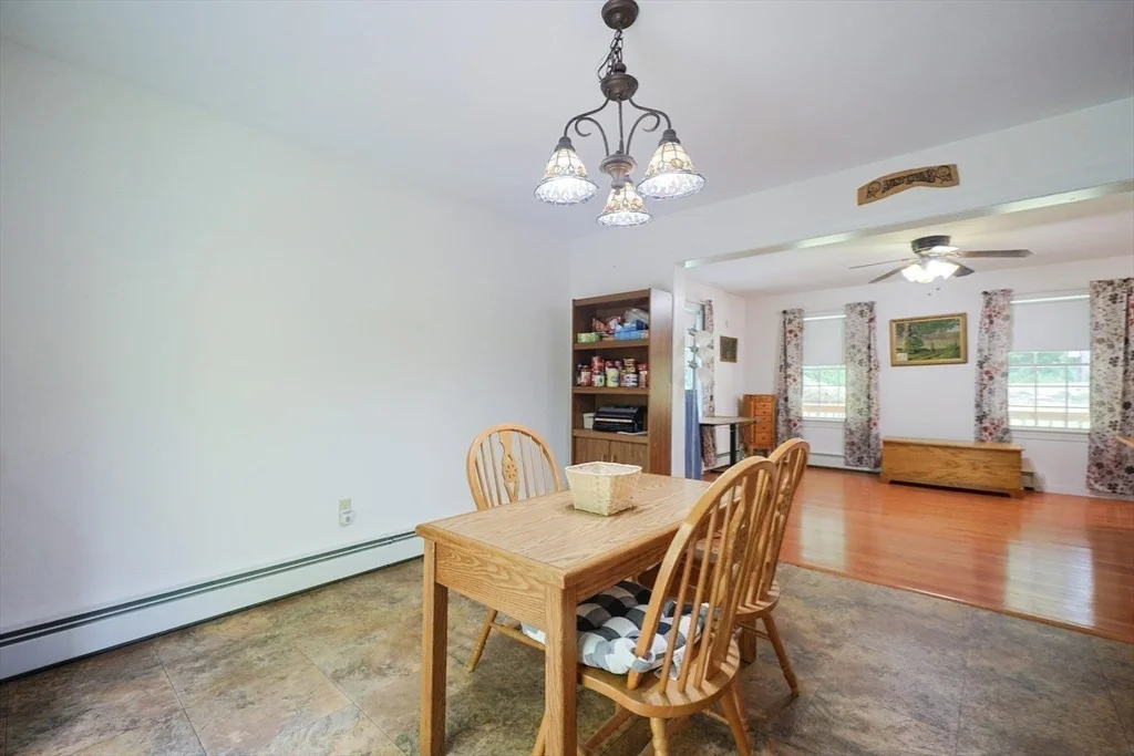Photo of 366 Southbridge Rd