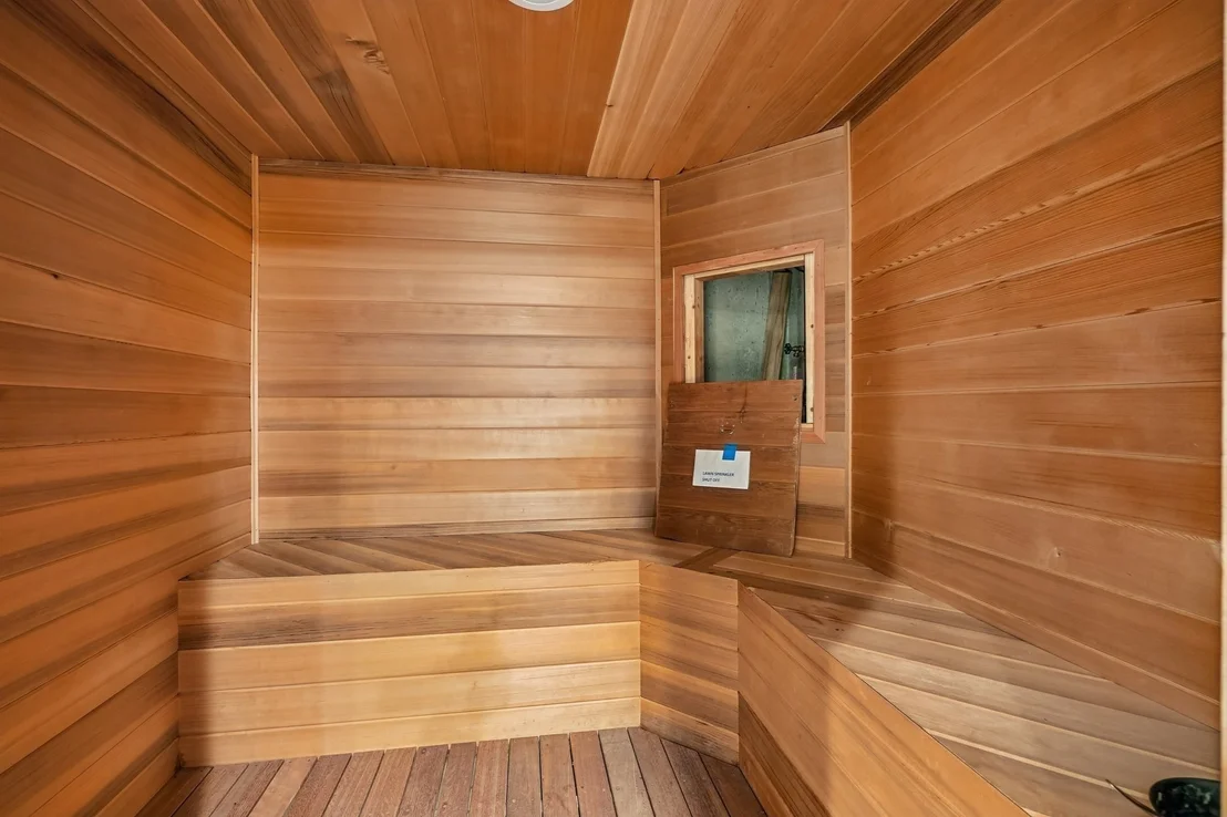 Photo of 8 Tiffany Rd