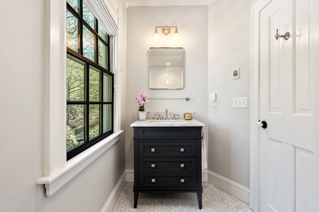 Photo of 153 Ridgeway Rd