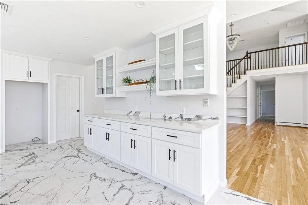 Photo of 139 Fairway Dr
