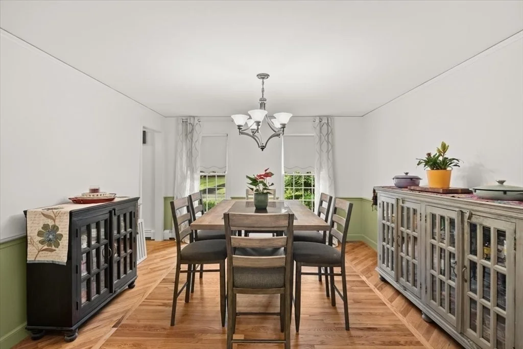 Photo of 25 Arbor Way