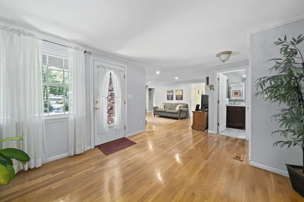 Photo of 6 Morningside Ln