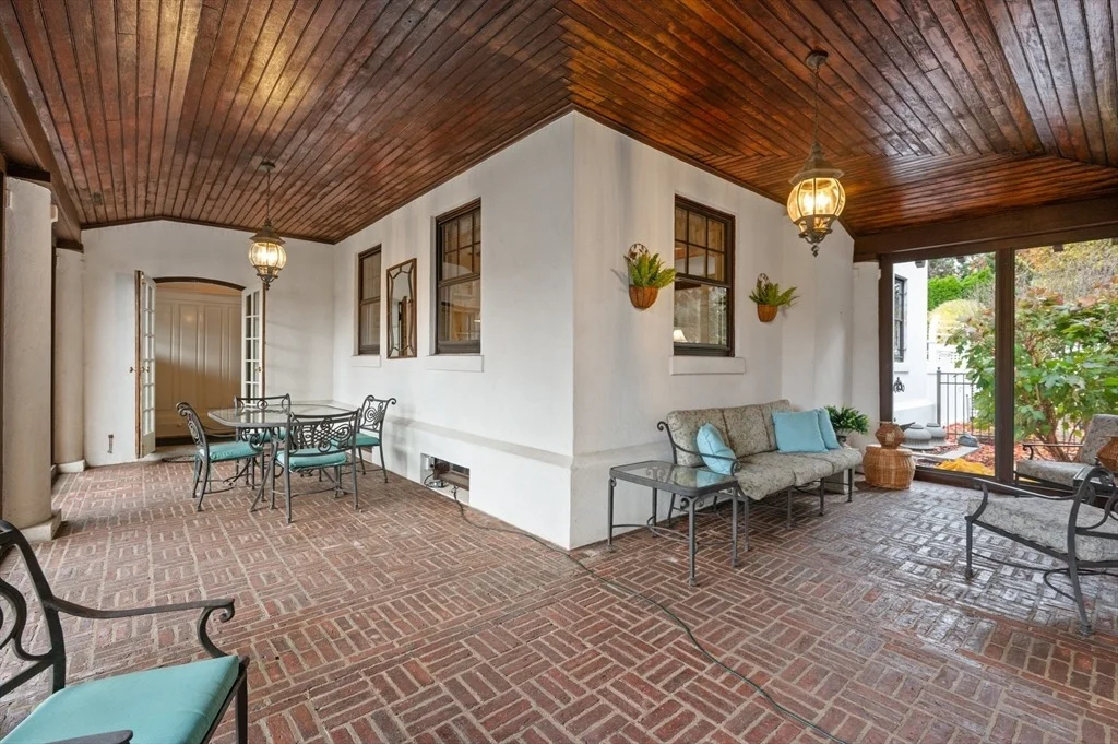 Photo of 90 Prospect St