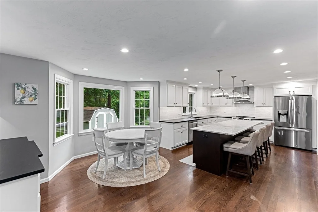 Photo of 300 Maple St