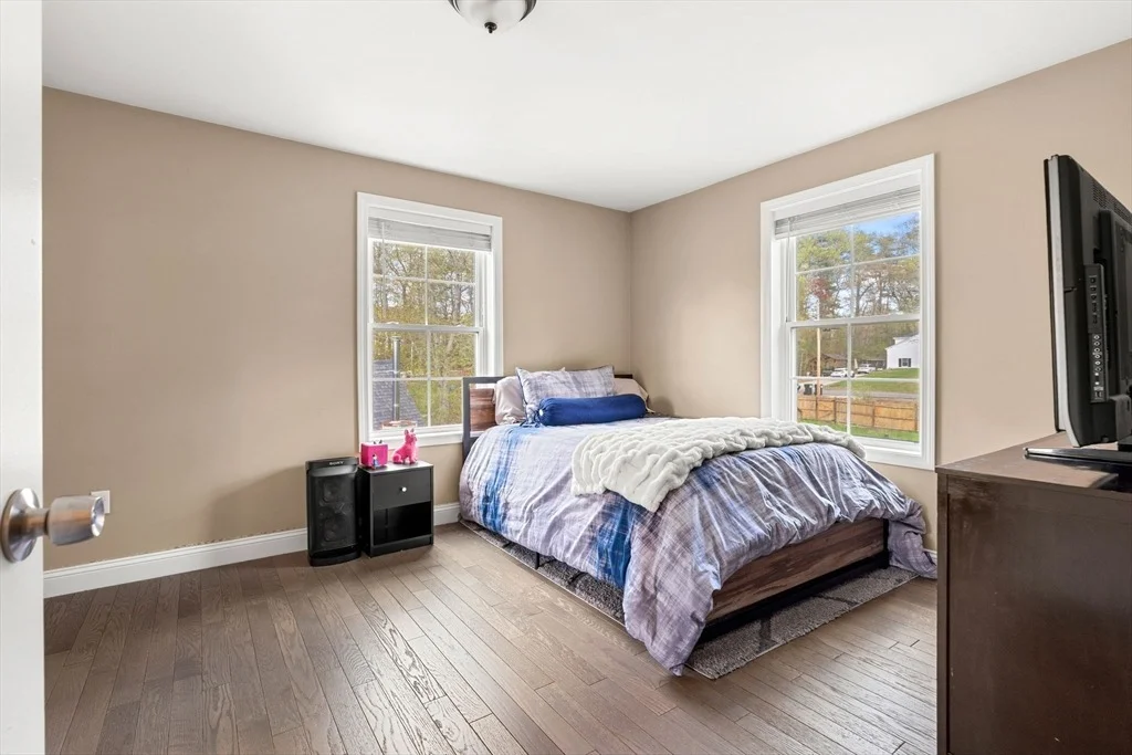 Photo of 32 Dennison Ave