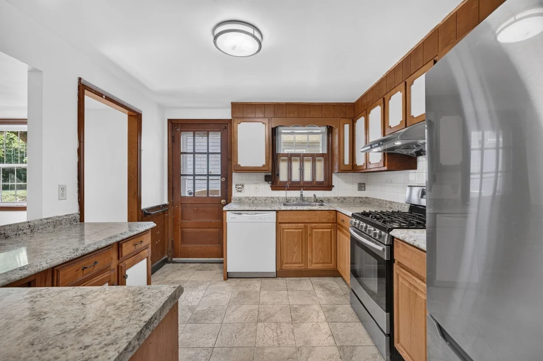 Photo of 24 Grapevine Ave