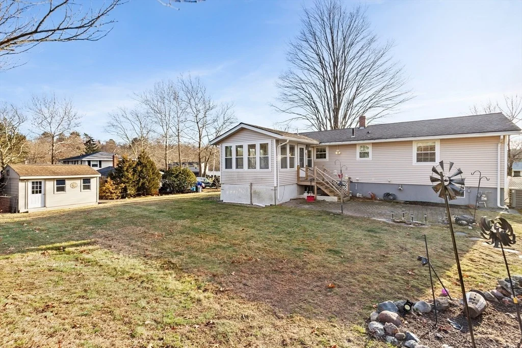 Photo of 10 Paulette Dr