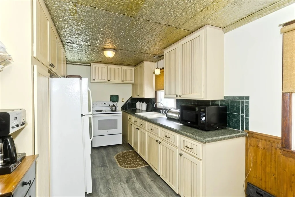 Photo of 10 Calvin St